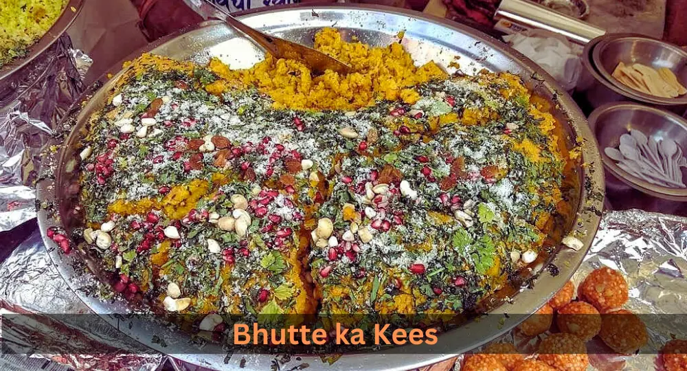 Sarafa bazar famous food - bhutte ka keesh