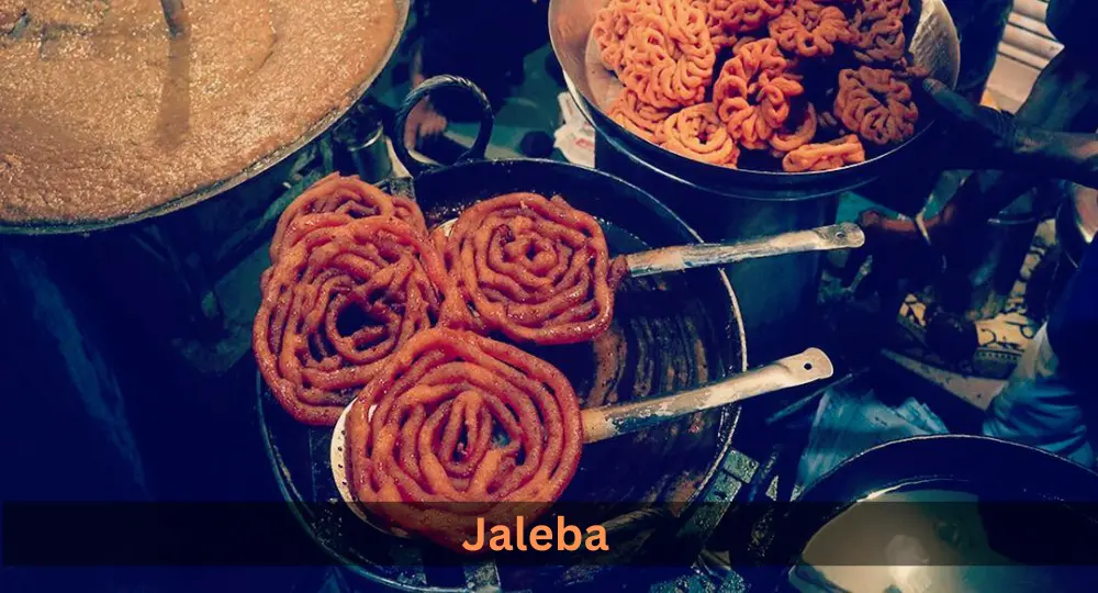 jaleba-big jalabi-sarafa market indore